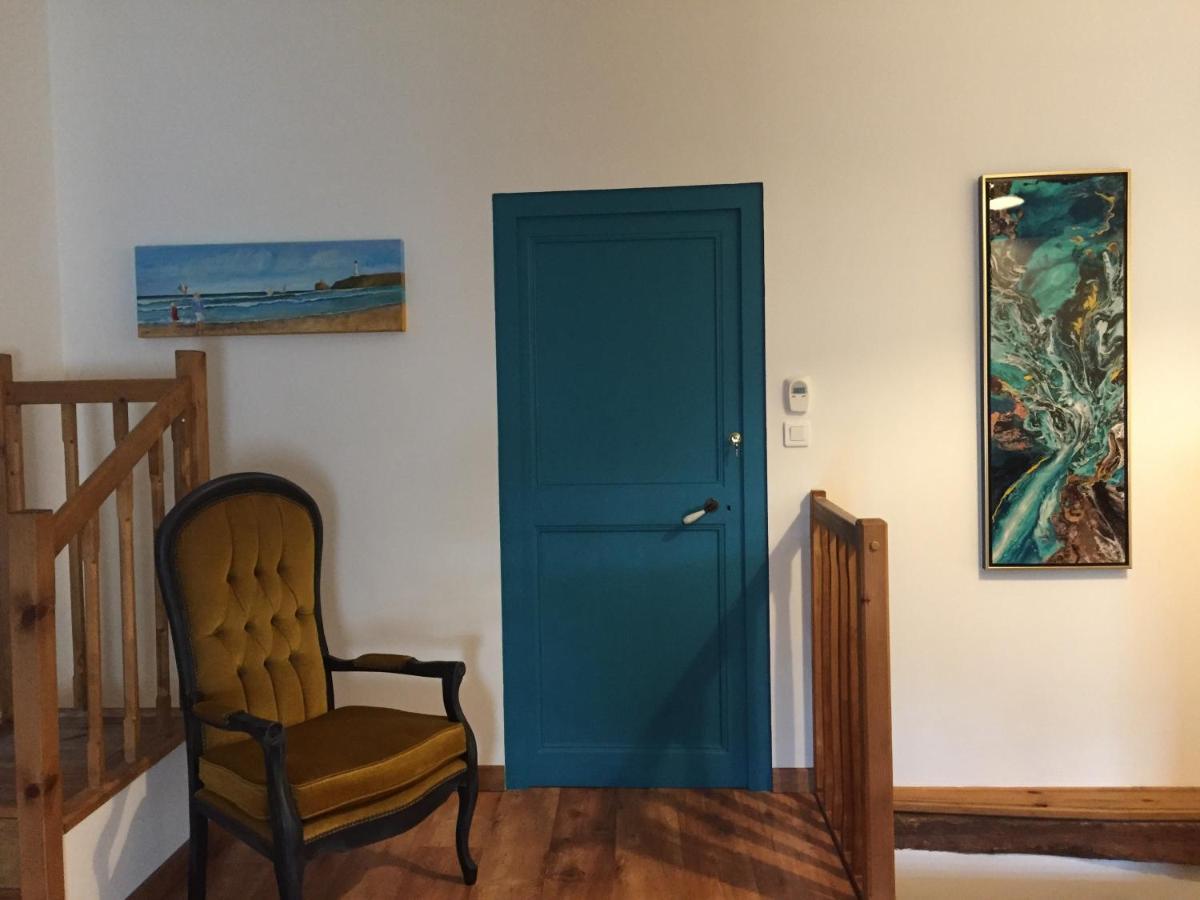 Bed and Breakfast De Charme Et D'Eau Saint-Savinien Екстер'єр фото